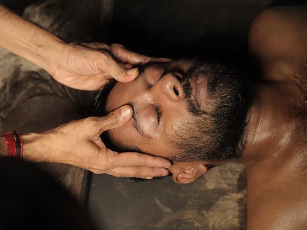Shiro Abhyangam head and scalp massage for stress relief and hair loss treatment